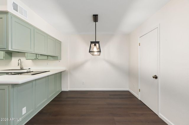 3356 E CRESCENT Avenue, Mesa, AZ 85204