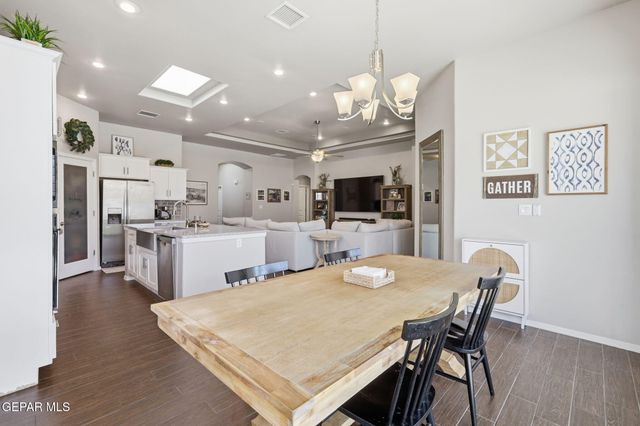 12438 Lanchester Drive, Horizon City, TX 79928