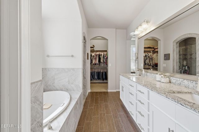 12438 Lanchester Drive, Horizon City, TX 79928