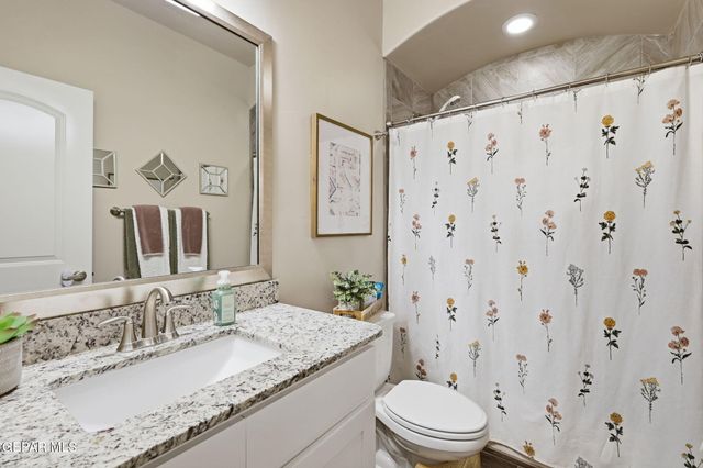 12438 Lanchester Drive, Horizon City, TX 79928