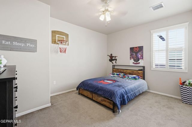 12438 Lanchester Drive, Horizon City, TX 79928