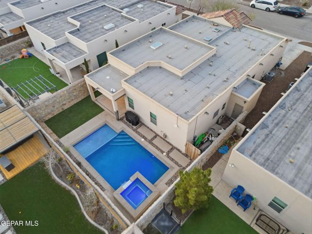 12438 Lanchester Drive, Horizon City, TX 79928