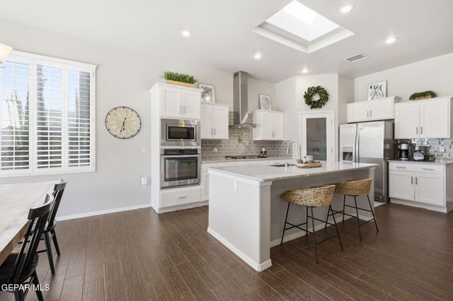 12438 Lanchester Drive, Horizon City, TX 79928