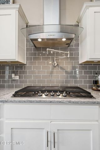 12438 Lanchester Drive, Horizon City, TX 79928