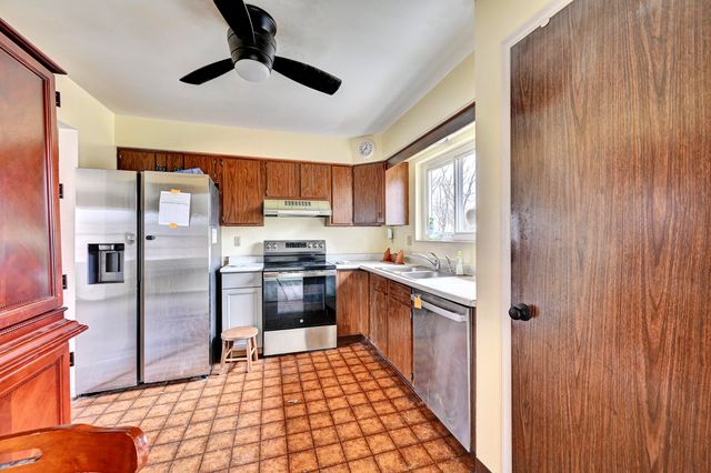 374 Knollwood Drive, Highland Heights, KY 41076