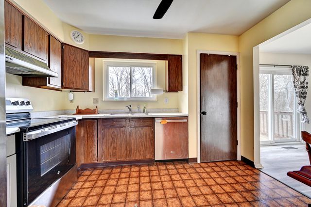 374 Knollwood Drive, Highland Heights, KY 41076