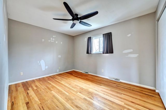 374 Knollwood Drive, Highland Heights, KY 41076