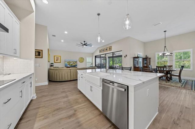 9145 WARM SPRINGS CIRCLE, Parrish, FL 34219
