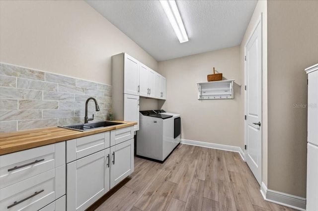 9145 WARM SPRINGS CIRCLE, Parrish, FL 34219
