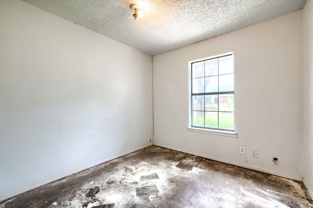 736 Thedford Road, Seagoville, TX 75159