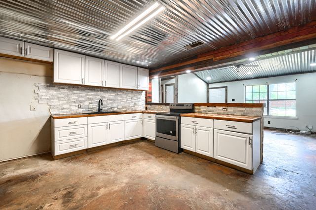 736 Thedford Road, Seagoville, TX 75159