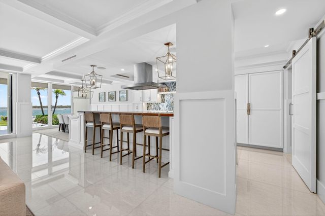 2812 SE Dune Drive 1102, Stuart, FL 34996