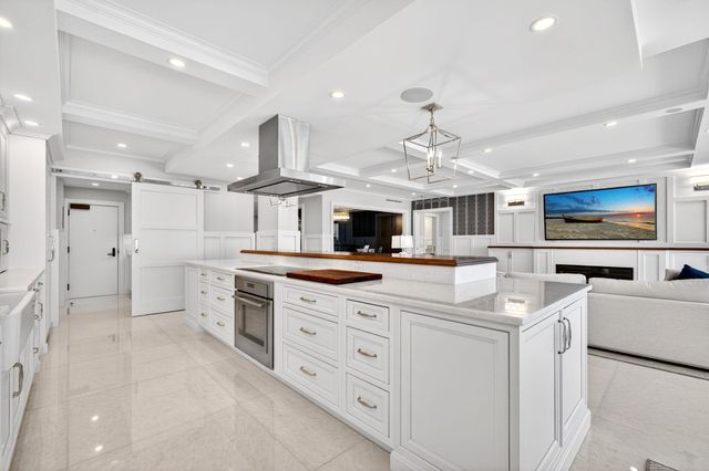 2812 SE Dune Drive 1102, Stuart, FL 34996