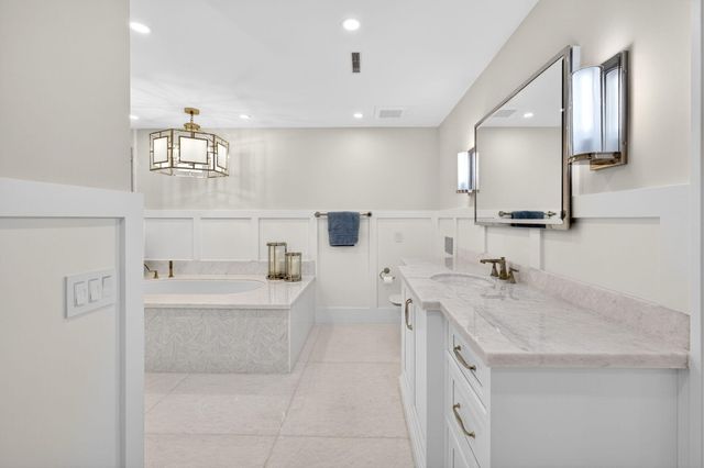 2812 SE Dune Drive 1102, Stuart, FL 34996