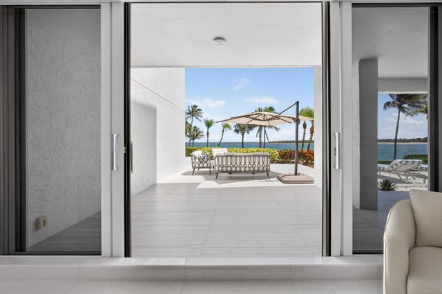 2812 SE Dune Drive 1102, Stuart, FL 34996