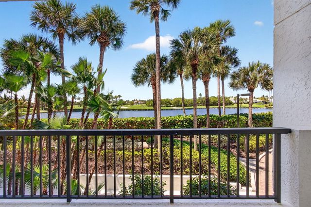 2812 SE Dune Drive 1102, Stuart, FL 34996
