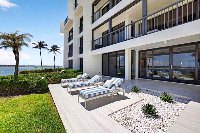 2812 SE Dune Drive 1102, Stuart, FL 34996