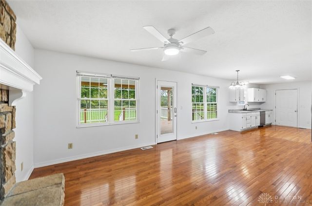 6265 Middleboro Road, Blanchester, OH 45107