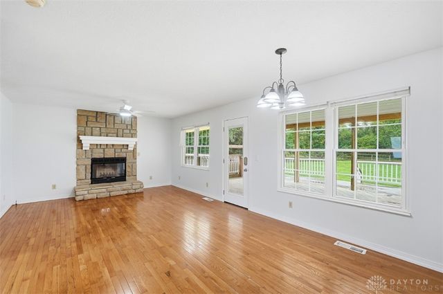 6265 Middleboro Road, Blanchester, OH 45107