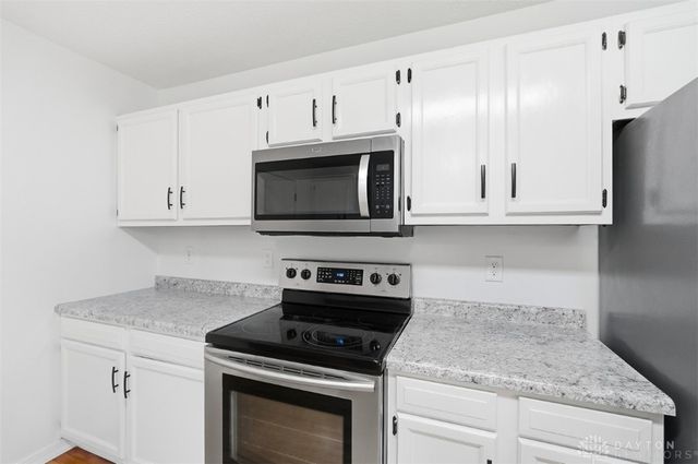 6265 Middleboro Road, Blanchester, OH 45107
