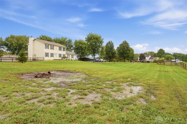 6265 Middleboro Road, Blanchester, OH 45107