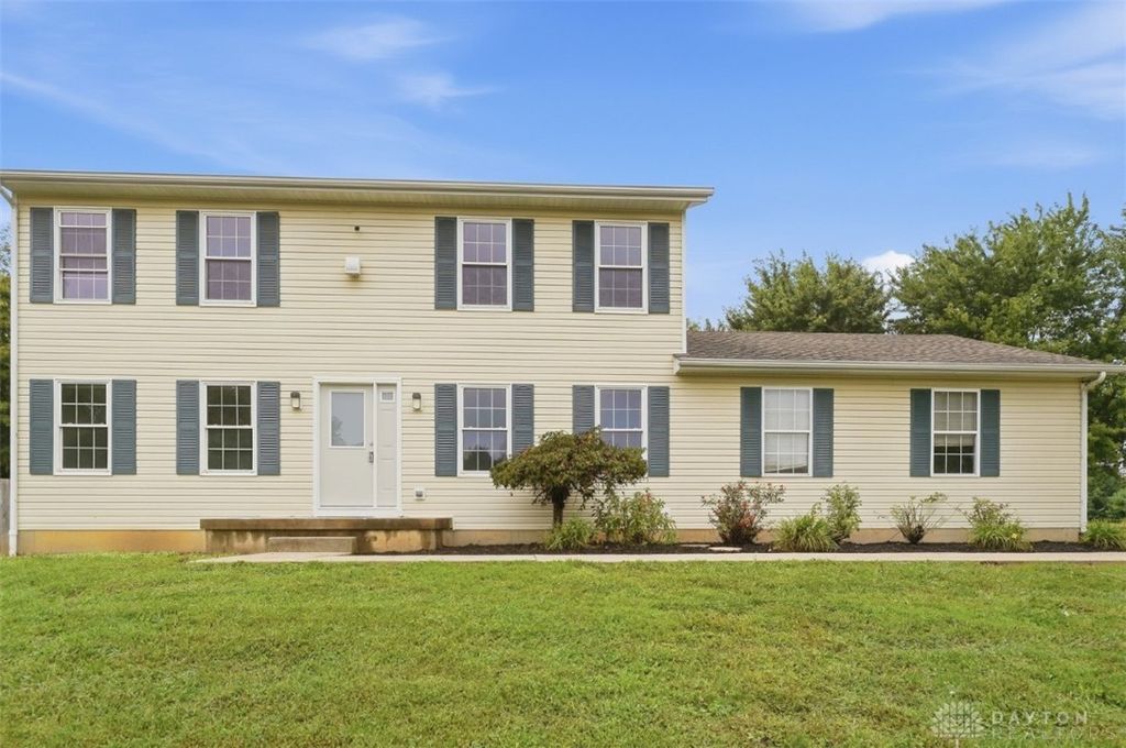 6265 Middleboro Road, Blanchester, OH 45107