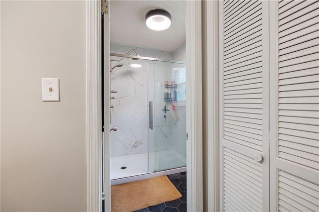 6748 Galts Ferry Road, Acworth, GA 30102