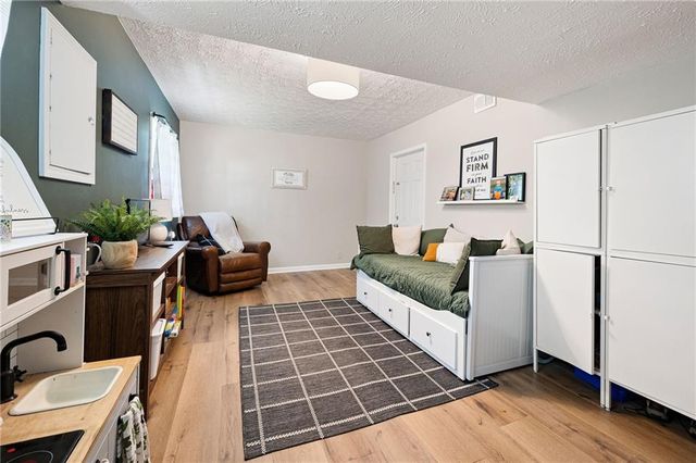 6748 Galts Ferry Road, Acworth, GA 30102