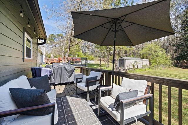 6748 Galts Ferry Road, Acworth, GA 30102