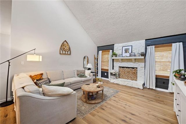 6748 Galts Ferry Road, Acworth, GA 30102