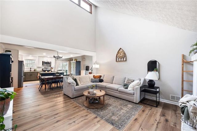 6748 Galts Ferry Road, Acworth, GA 30102