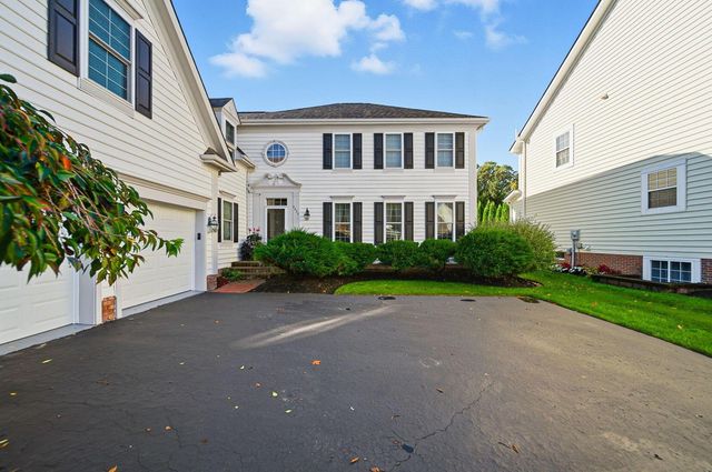 7033 Cunningham Drive, New Albany, OH 43054