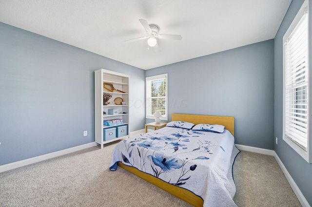 7033 Cunningham Drive, New Albany, OH 43054