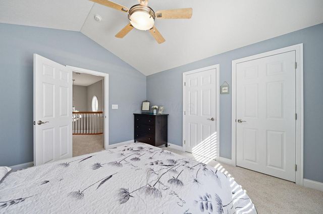 7033 Cunningham Drive, New Albany, OH 43054