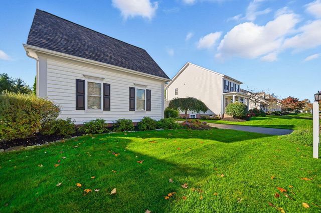 7033 Cunningham Drive, New Albany, OH 43054