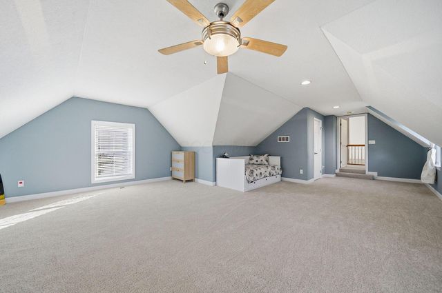 7033 Cunningham Drive, New Albany, OH 43054