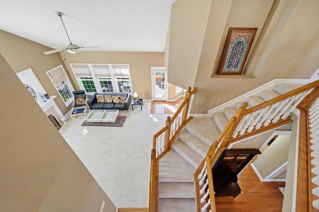 7033 Cunningham Drive, New Albany, OH 43054