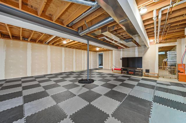 7033 Cunningham Drive, New Albany, OH 43054