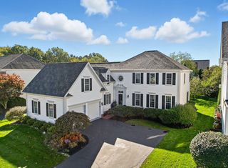 7033 Cunningham Drive, New Albany, OH 43054