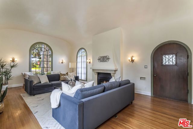 203 24th Street, Santa Monica, CA 90402