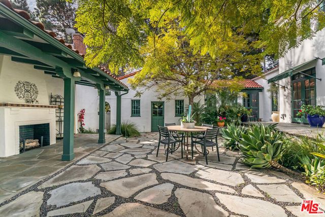 203 24th Street, Santa Monica, CA 90402