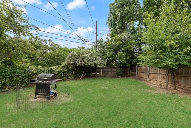 117 Myrtle Court, Hurst, TX 76053
