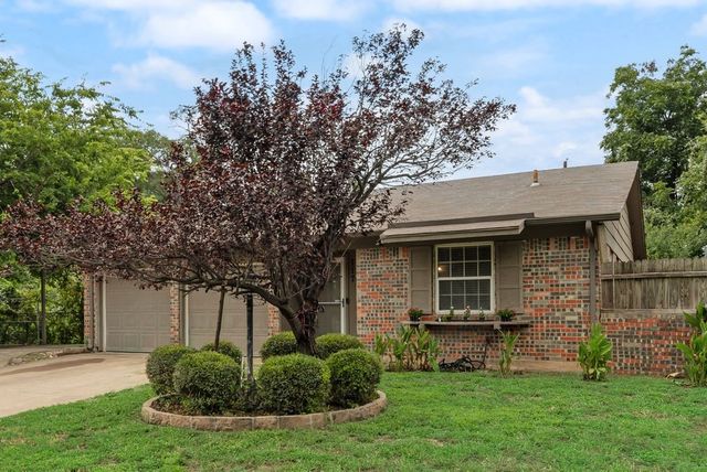 117 Myrtle Court, Hurst, TX 76053