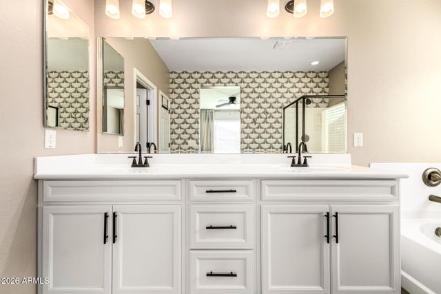 1006 S 202ND Drive, Buckeye, AZ 85326