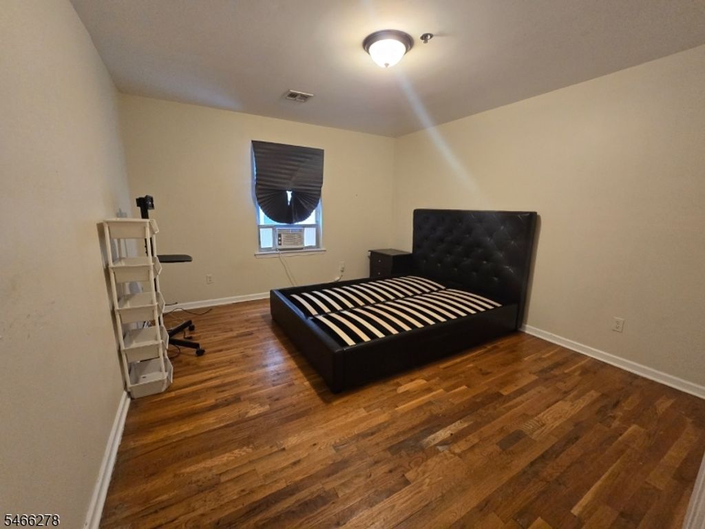 47 Crawford St, Newark City, NJ 07102 — photo 2