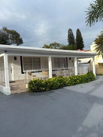 1947 NW 33rd St 1, Miami, FL 33142