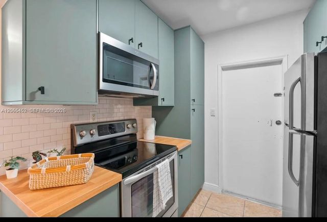1947 NW 33rd St 1, Miami, FL 33142