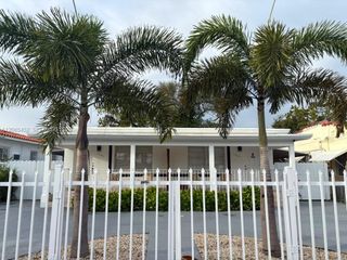 1947 NW 33rd St 1, Miami, FL 33142