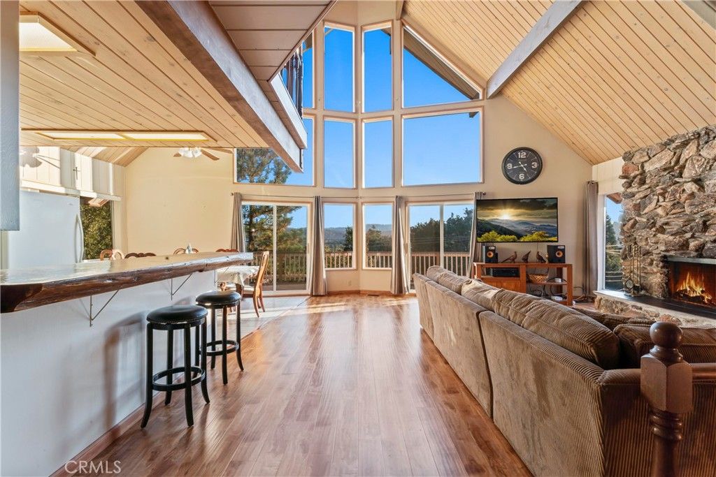 Image 1 of property listing at 27734 Alpen, Lake Arrowhead, CA 92352