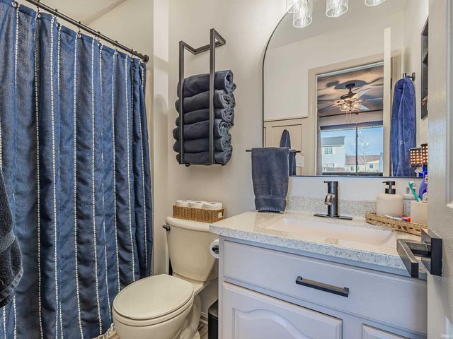 6810 Hunters Glen Drive, Fort Wayne, IN 46835